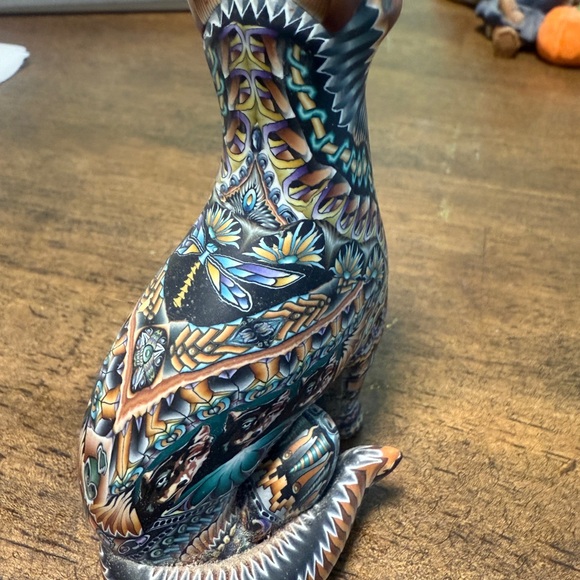 Intricate Jon Stuart Multicolor Dog Figurine - Picture 5 of 8